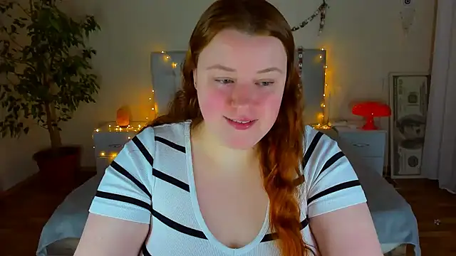 Snapshot of PolinaSalvatore chatting on 02.02.26 PolinaSalvatore online show from 02.02.26