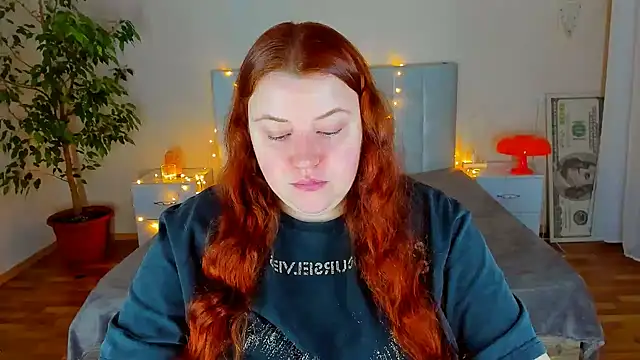 Snapshot of PolinaSalvatore chatting on 02.09.26 PolinaSalvatore online show from 02.09.26