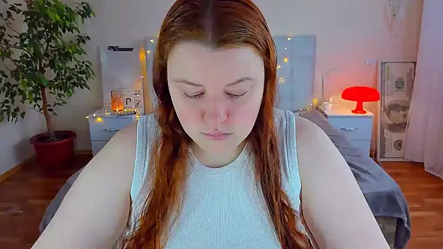 Snapshot of PolinaSalvatore chatting on 02.24.26 PolinaSalvatore online show from 02.24.26