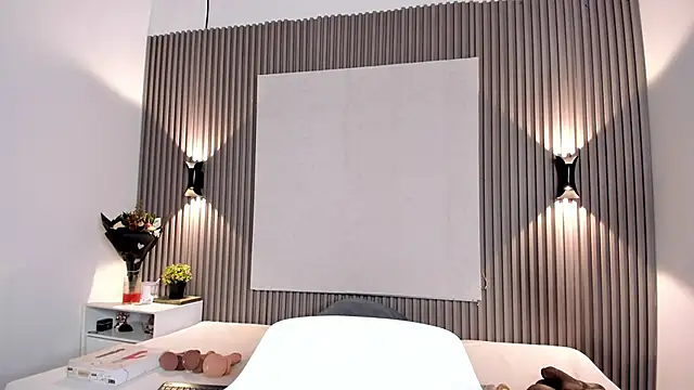 Zafiiraa online show from 10.28.25