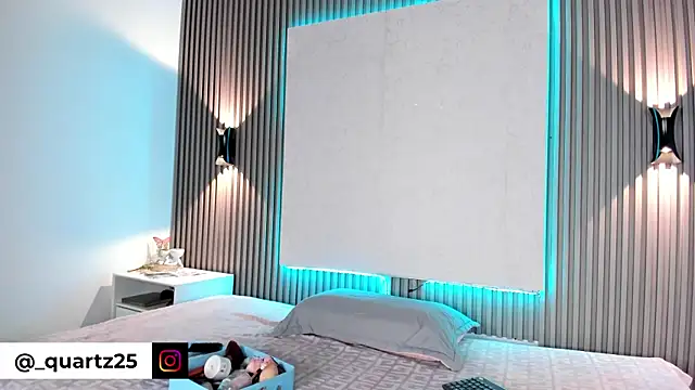 Snapshot of Zafiiraa chatting on 04.23.26 Zafiiraa online show from 04.23.26