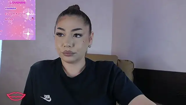 Snapshot of Ella_sweety chatting on 06.09.26 Ella sweety online show from 06.09.26