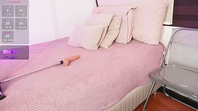 Snapshot of Alexxandra_12 chatting on 12.21.25 Alexxandra 12 online show from 12.21.25