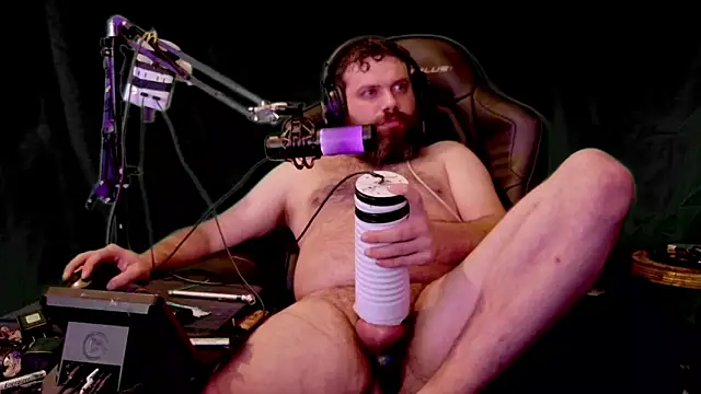Snapshot of st0n3y chatting on 02.21.26 st0n3y online show from 02.21.26