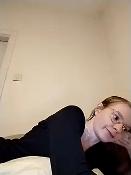 Snapshot of jannis1992 chatting on 09.23.25 jannis1992 online show from 09.23.25