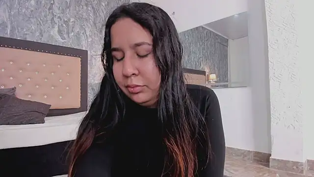 Lia sarahi online show from 12.01.25