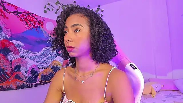 Snapshot of khaliope chatting on 03.10.25 khaliope online show from 03.10.25