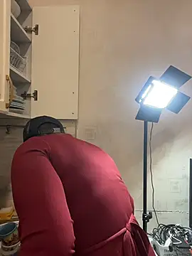 Snapshot of DienkaGreen chatting on 02.03.26 DienkaGreen online show from 02.03.26