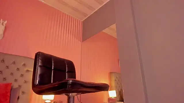 Snapshot of jailin_smith_ chatting on 04.15.26 jailin smith online show from 04.15.26