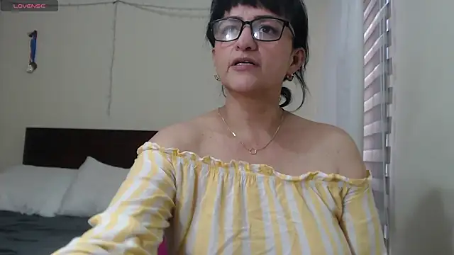 ISABEEL SOFIA01 online show from 03.04.25