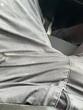 agitnizci13 online show from 12.16.24