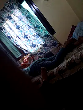 Adityagj123 online show from 10.11.25