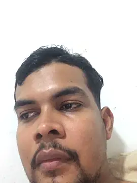 Snapshot of ElsecretodeBruno chatting on 02.24.25 ElsecretodeBruno online show from 02.24.25