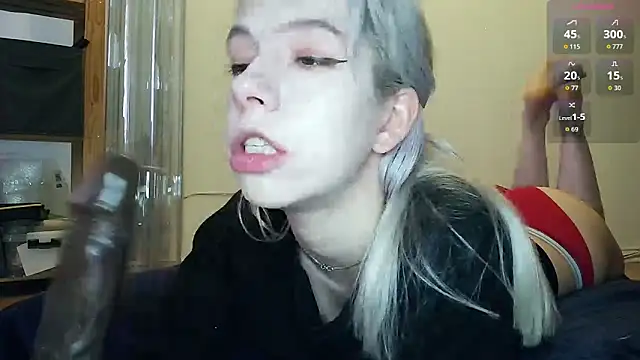 Snapshot of cruellagoth666 chatting on 05.14.26 cruellagoth666 online show from 05.14.26