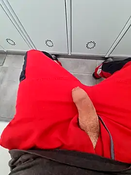 Snapshot of 987654Alf chatting on 12.17.25 987654Alf online show from 12.17.25