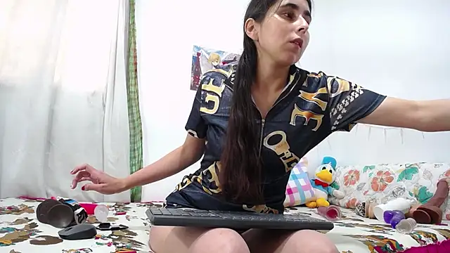 camila camila online show from 03.16.26