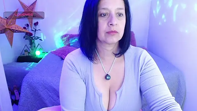 camilalatti online show from 01.11.26