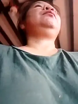 Snapshot of yummyclits4uxxx chatting on 01.23.25 yummyclits4uxxx online show from 01.23.25