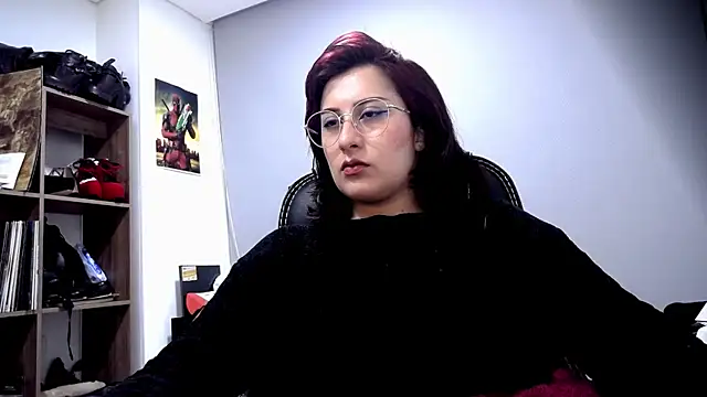 Snapshot of Scarlett_Sen chatting on 04.23.26 Scarlett Sen online show from 04.23.26
