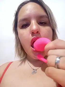 Snapshot of shaynarg chatting on 01.13.26 shaynarg online show from 01.13.26