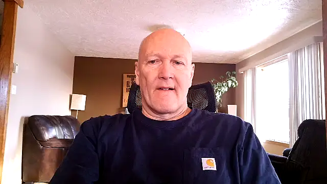 Snapshot of BasicAnt chatting on 02.05.26 BasicAnt online show from 02.05.26