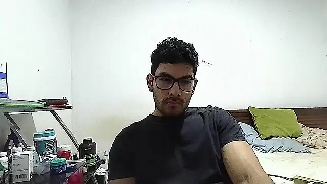 Snapshot of x-sebastian chatting on 12.01.24 x-sebastian online show from 12.01.24