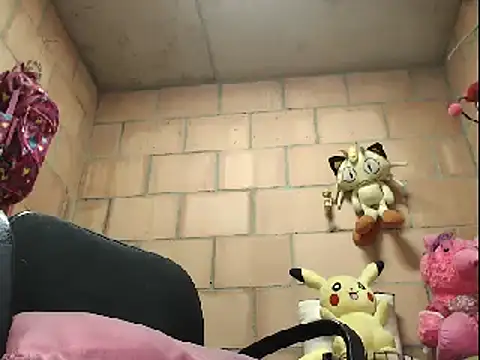 Snapshot of Camilalatin69 chatting on 12.06.24 Camilalatin69 online show from 12.06.24