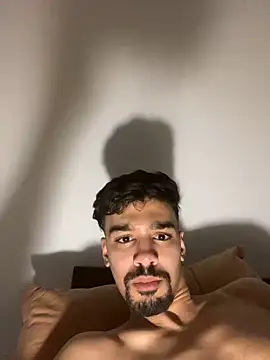 Snapshot of Hermanooooooo chatting on 12.16.24 Hermanooooooo online show from 12.16.24