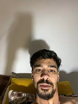 Snapshot of Hermanooooooo chatting on 04.14.26 Hermanooooooo online show from 04.14.26