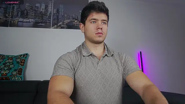 Arilas  online show from 11.27.25