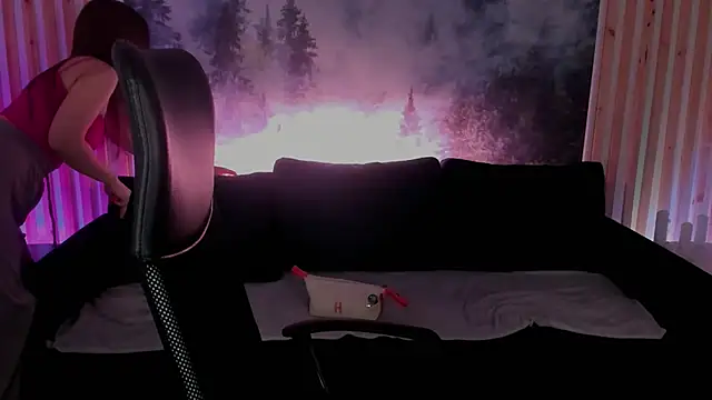 Snapshot of JennyDens chatting on 01.08.25 JennyDens online show from 01.08.25