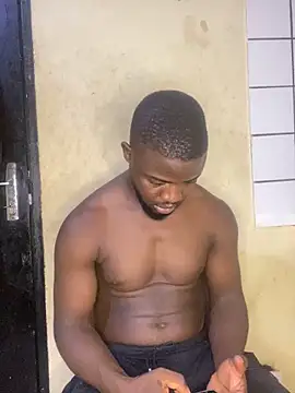 Snapshot of vannycov chatting on 11.09.25 vannycov online show from 11.09.25