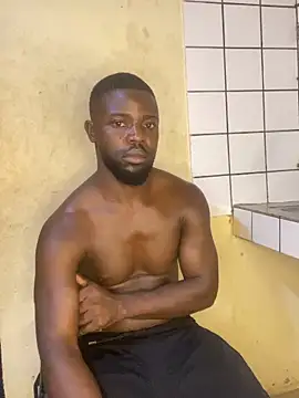 Snapshot of vannycov chatting on 11.13.25 vannycov online show from 11.13.25