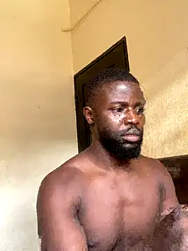 Snapshot of vannycov chatting on 11.17.25 vannycov online show from 11.17.25