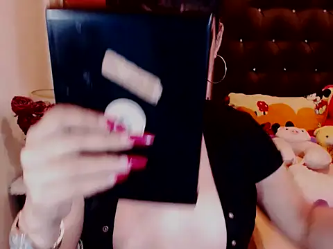 UnMarriedwifeTSX online show from 03.20.25