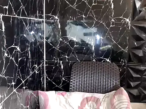 MissKeanna online show from 12.25.24