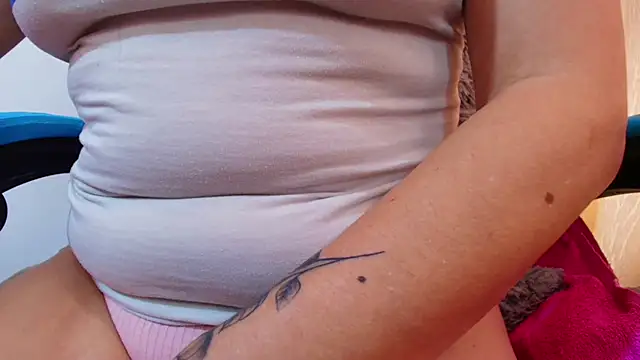 klylls squirt  online show from 03.19.26