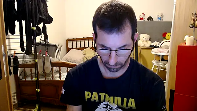 Snapshot of steph19x5 chatting on 02.05.25 steph19x5 online show from 02.05.25