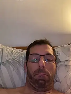 Snapshot of steph19x5 chatting on 02.13.25 steph19x5 online show from 02.13.25