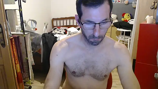 Snapshot of steph19x5 chatting on 02.25.25 steph19x5 online show from 02.25.25