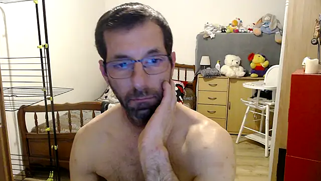 Snapshot of steph19x5 chatting on 03.20.25 steph19x5 online show from 03.20.25