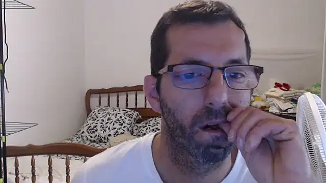 Snapshot of steph19x5 chatting on 09.28.25 steph19x5 online show from 09.28.25