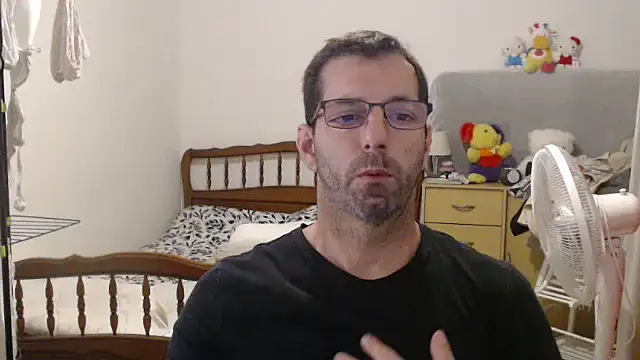 Snapshot of steph19x5 chatting on 10.07.25 steph19x5 online show from 10.07.25