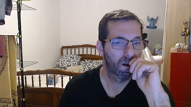 Snapshot of steph19x5 chatting on 10.29.25 steph19x5 online show from 10.29.25