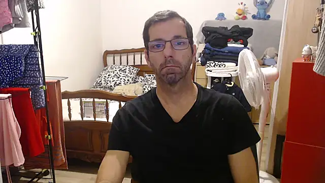 Snapshot of steph19x5 chatting on 11.01.25 steph19x5 online show from 11.01.25