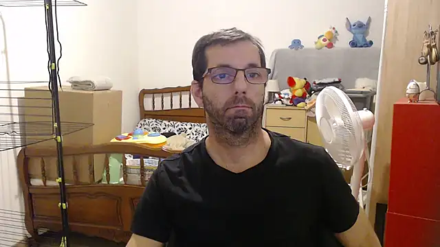 Snapshot of steph19x5 chatting on 11.19.25 steph19x5 online show from 11.19.25