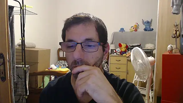 Snapshot of steph19x5 chatting on 11.25.25 steph19x5 online show from 11.25.25