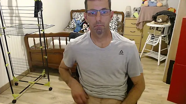 steph19x5 online show from 04.15.26