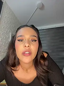 Little Amber6 online show from 01.24.25