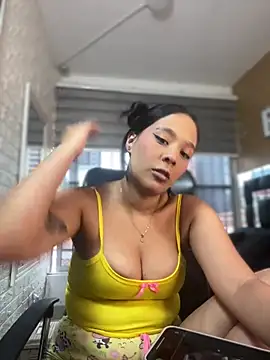 Little Amber6 online show from 02.25.25